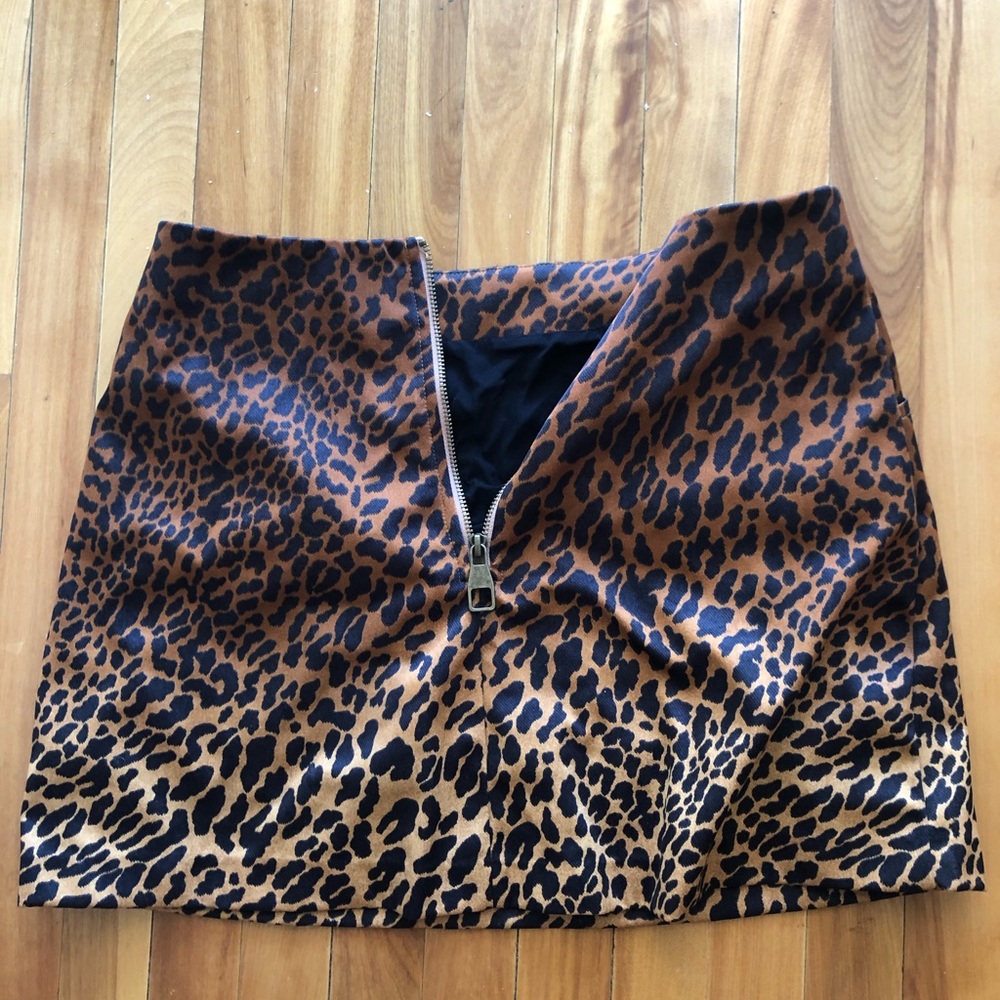 Leopard Print Short Skirt